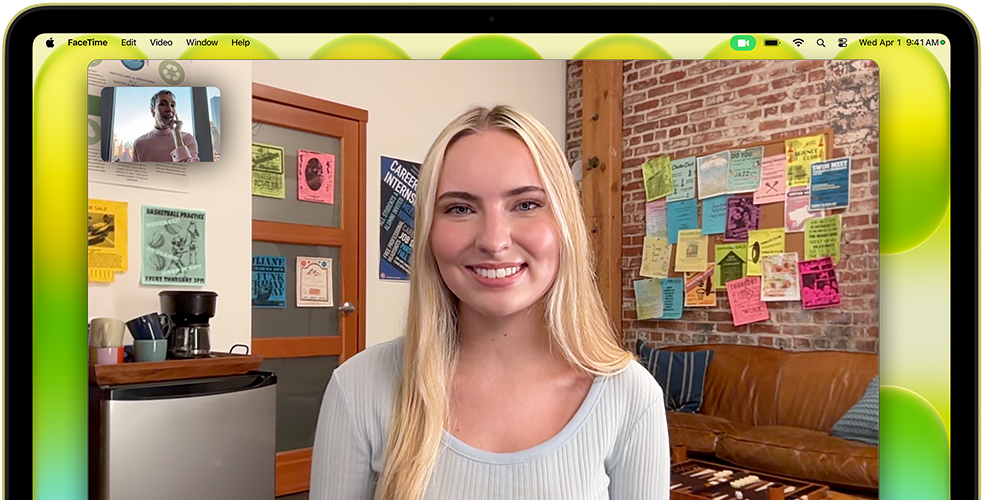 MacBook Neo, toonis tsitrus, kaamera asub ekraani kohal, ekraanil on FaceTime’i videokõne