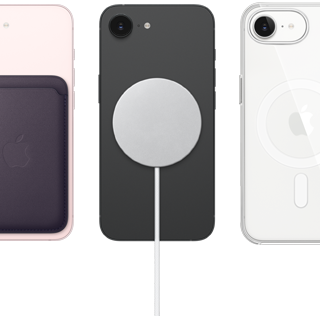 iPhone 17e, stražnja strana, blijedo ružičasta boja, pričvršćen novčanik FineWoven s tehnologijom MagSafe, iPhone 17e, stražnja strana, crna boja, pričvršćen MagSafe punjač, iPhone 17e, stražnja strana, bijela boja, prozirna maska i pričvršćen MagSafe