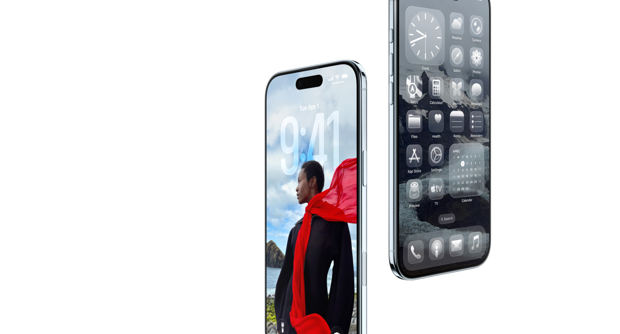 Kaksi iPhone Air ‑laitetta, etupuoli, sivunäkymä, ohut profiili, dynaaminen lukittu näyttö, Koti-valikko, jolla näkyy Liquid Glass ‑appeja