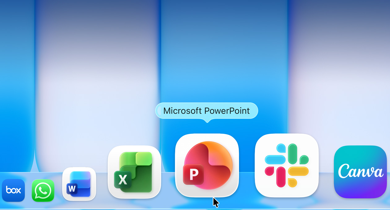 macOS Schreibtisch mit Dock mit verschiedenen Apps, die Microsoft PowerPoint App ist hervorgehoben
