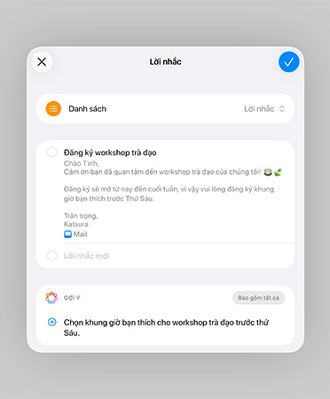 Danh sách trong ứng dụng Lời Nhắc với các lời nhắc thông minh và tác vụ được gợi ý